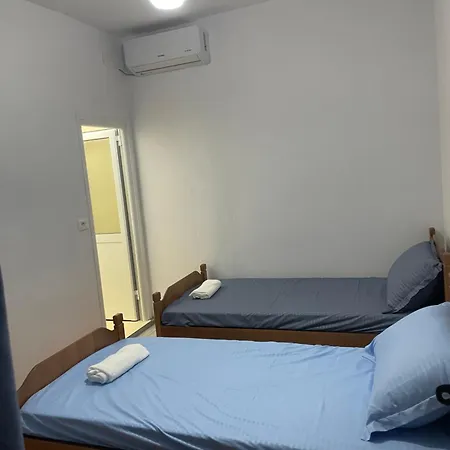 Guest House Berati Гостевой дом *